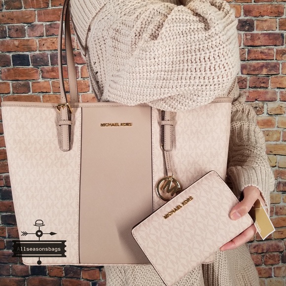 Michael Kors Medium carryall tote wallet SET Fawn - Picture 4 of 8